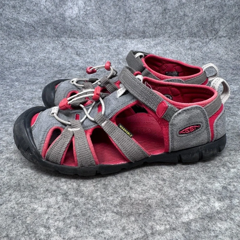 Keen Seacamp II CNX Sandals Youth Big Kids Sz 5Y Sandals Hiking Water Shoes